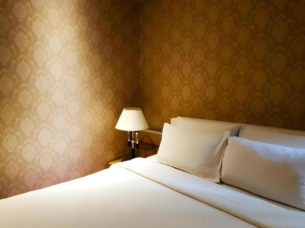 Hotel The White 8a Thai Lung Cidade de Ho Chi Minh