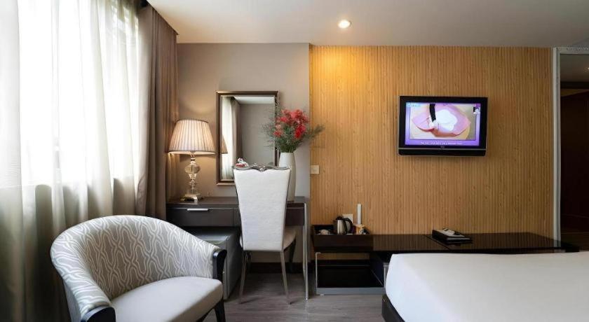 Hotel The White 8a Thai Lung 3*