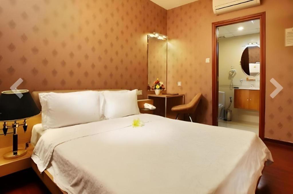 Hotel The White 8a Thai Lung 3*
